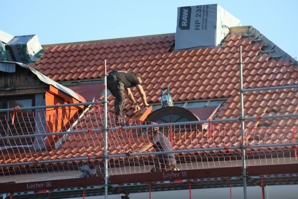 Meilleurs couvreurs à Vitré : services en toiture et zinguerie